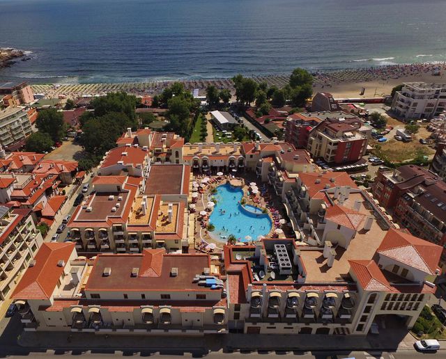 Martinez Hotel